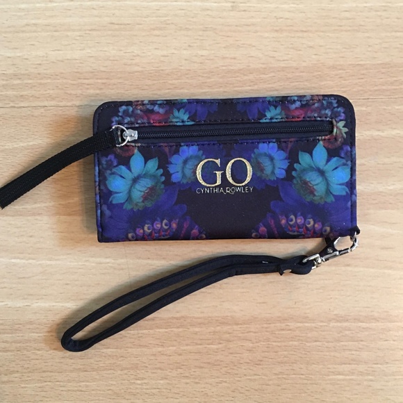 Cynthia Rowley Handbags - HOST PICK! CYNTHIA ROWLEY Fabric Ladies Wallet